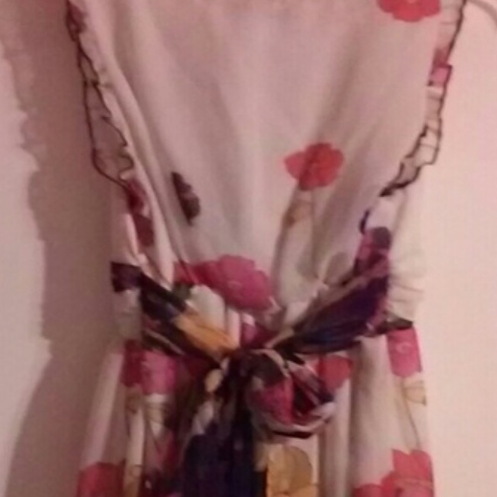 Beautiful Dress for Special Occasion Even Prom - Picture 6 of 7